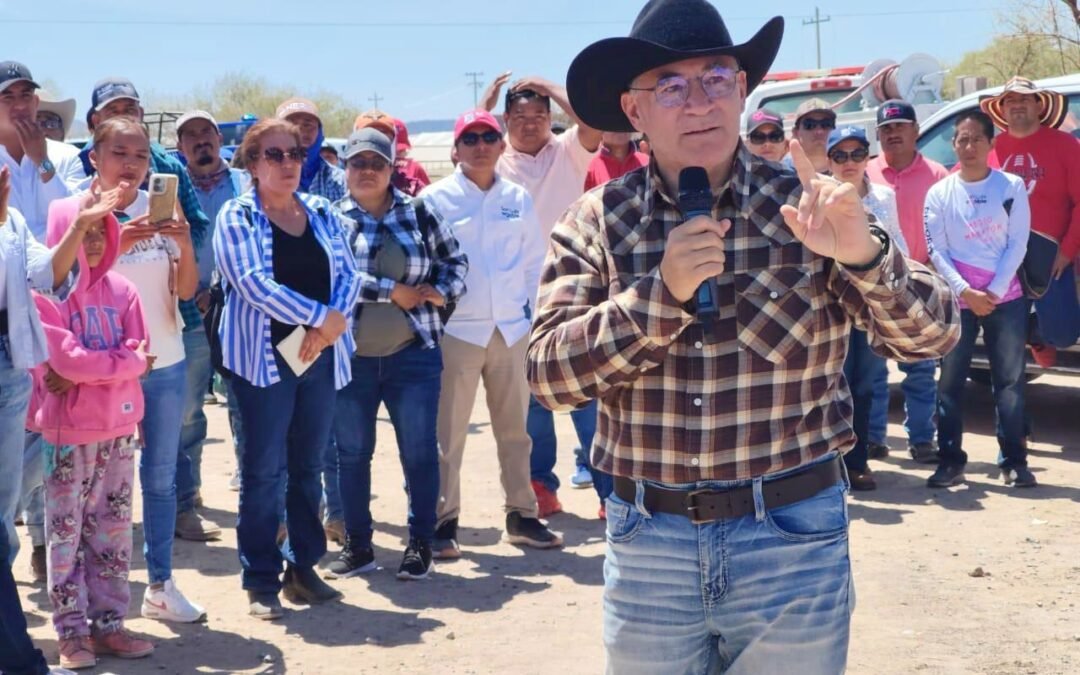 Galindo lleva beneficios al campo en Bocas y ayuda social a sus habitantes